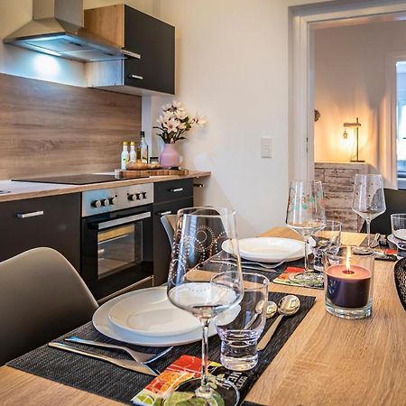 Komfortable Ferienwohnung In Halle Halle  Bagian luar foto