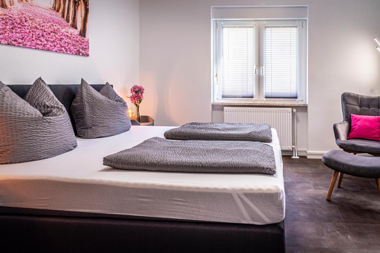 Komfortable Ferienwohnung In Halle Halle  Bagian luar foto