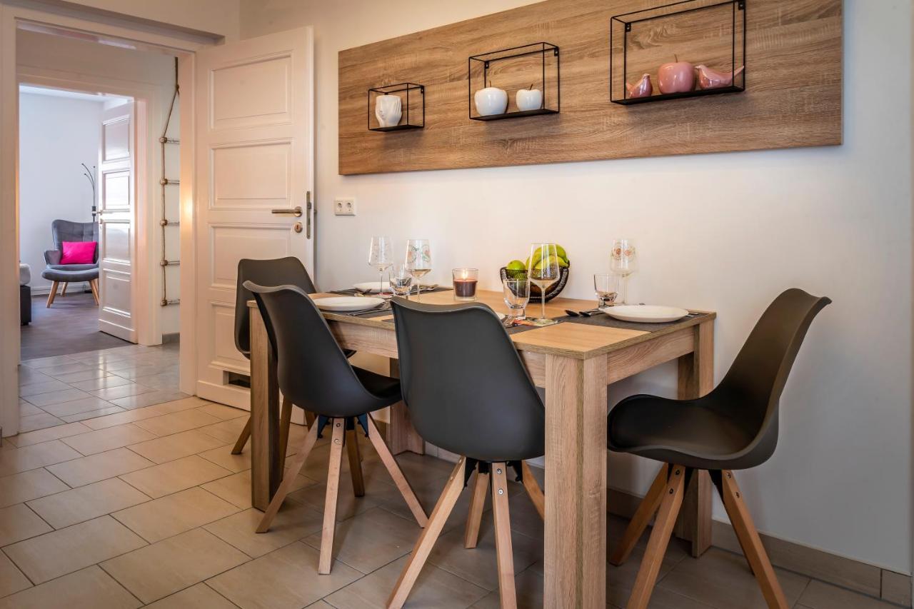Komfortable Ferienwohnung In Halle Halle  Bagian luar foto